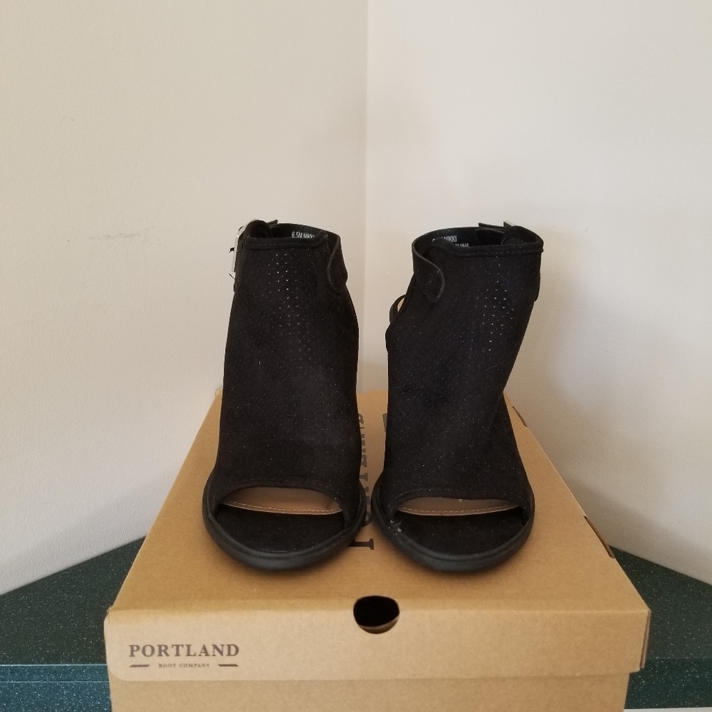 NIB-Portland Boot Co. Perforated Peep-toe …